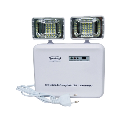 Luminária tipo Farolete- 2.200 Lúmens